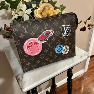 Louis Vuitton Brown Monogram Canvas Sticker-Clutch, limited edition world tour